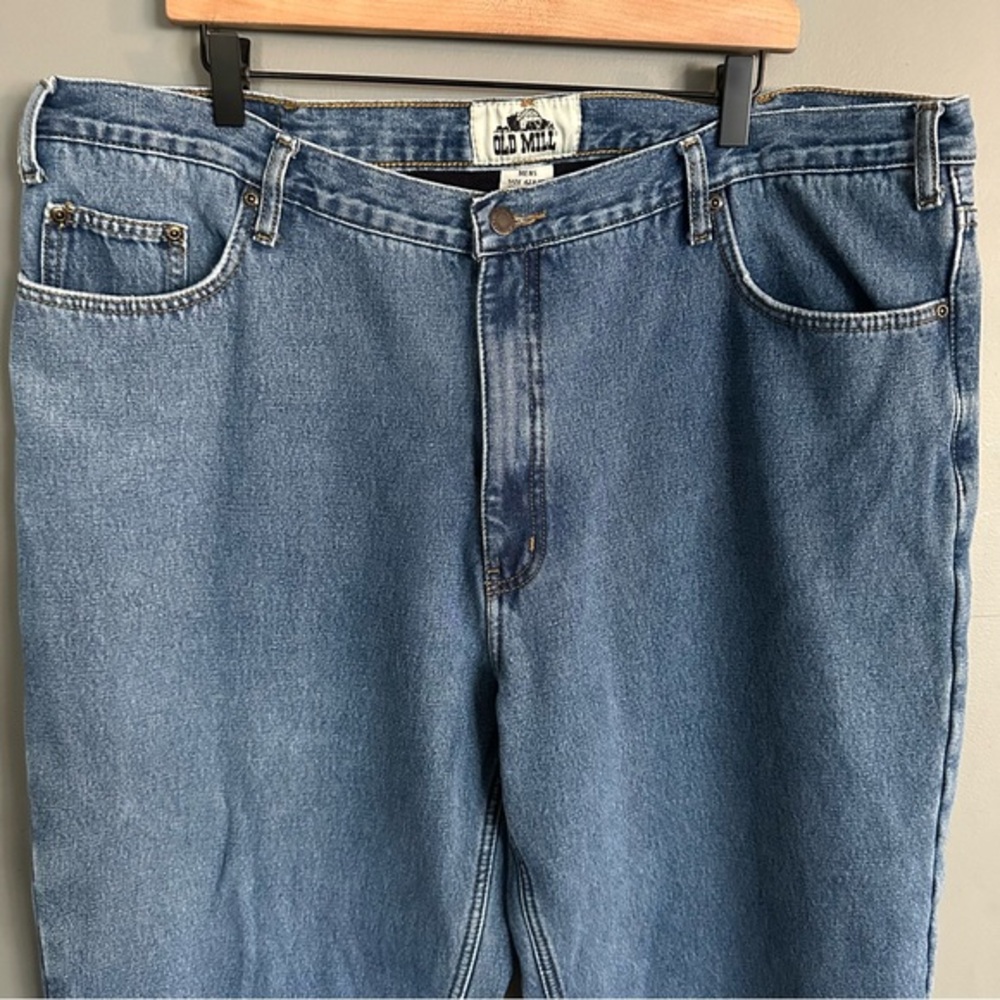 Old Mill Men's Fleece Lined Work Jeans | Medium Wash - Picture 2 of 8